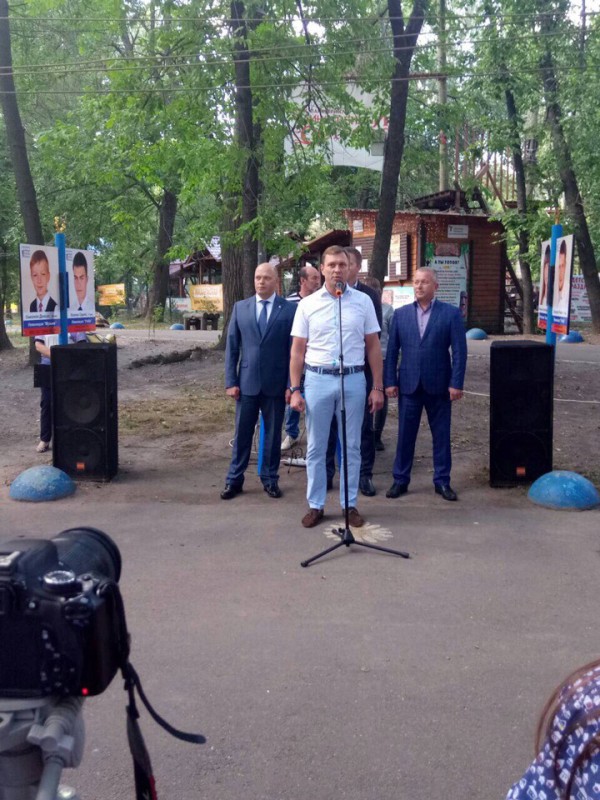 Станислав Прокопович поздравил юных участников проекта Детская аллея славы