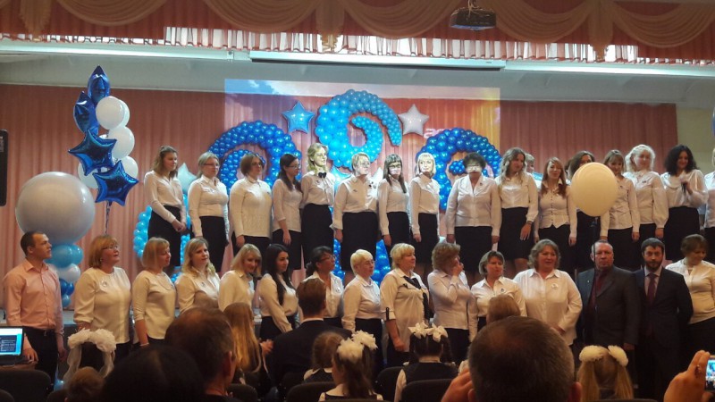 Дмитрий Барыкин поздравил школу №41 с 40-летием