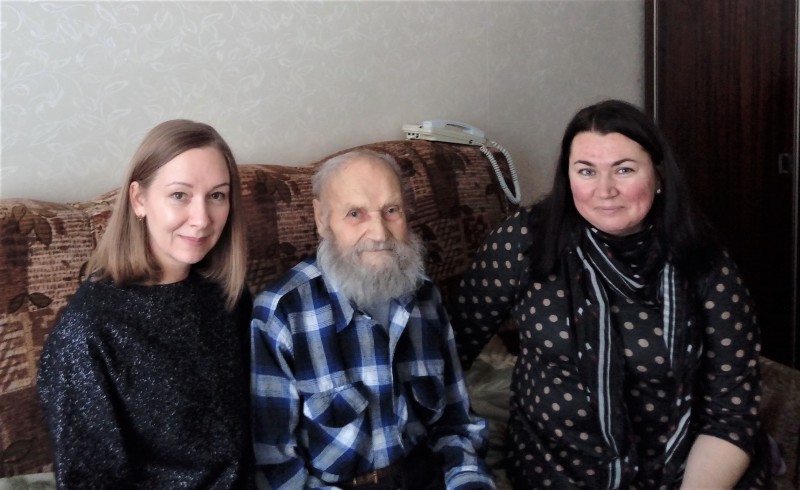 Ветераны войны получили подарки от Дмитрия Кузина ко Дню защитника Отечества