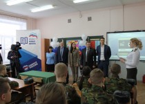 Андрей Дранишников принял участие в запуске проекта «Парта Героя»