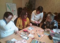 Студия декоративного творчества «Ларец» провела очередное заседание в ТОС № 7