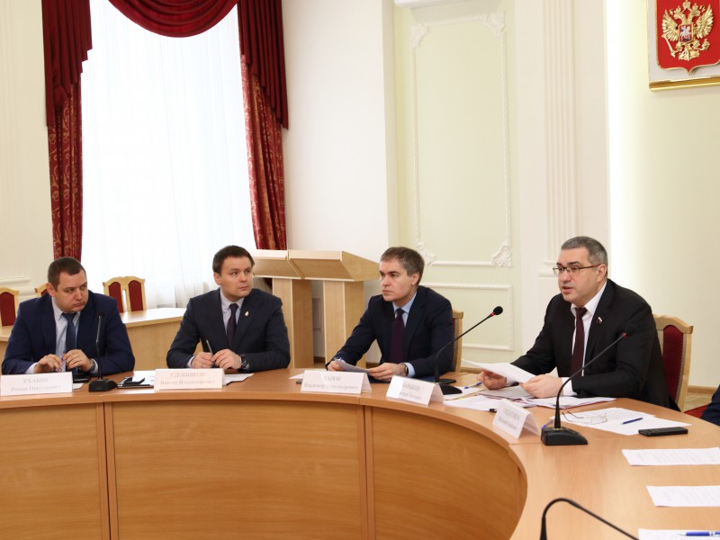 «Необходимо сформировать общественные Советы на объектах, финансирование которых идет за счет бюджетных средств», - Дмитрий Барыкин