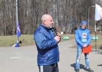 Андрей Дранишников принял участие в молодежном субботнике в парке «Станкозавод»