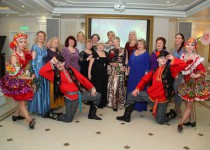 Анна Татаринцева поздравила с Днем рождения творческий коллектив «Преображение»