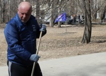 Андрей Дранишников поблагодарил жителей Ленинского района за участие в субботниках