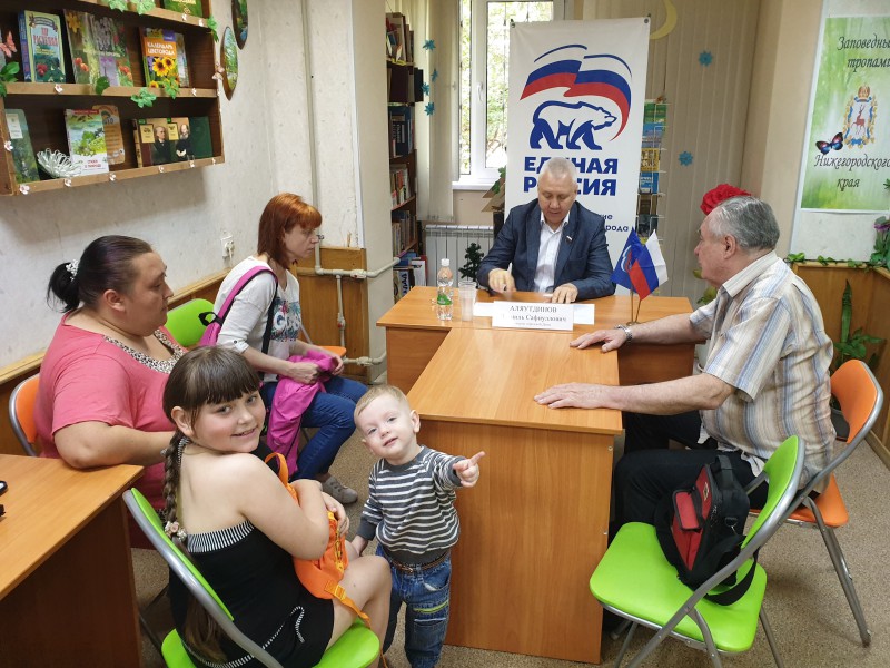 Шамиль Аляутдинов провел прием граждан