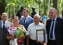 Шесть семей Канавинского района награждены Благодарственными письмами городской Думы