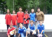 Соревнование по мини-футболу среди дворовых команд были организованы в ТОС микрорайона «Двигатель»