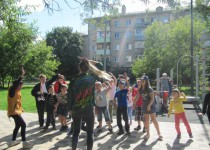 В Совете ТОС №3 Автозаводского района прошла дискотека «Мы- одна семья»