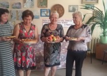 В Яблочный Спас в ТОС имени Валерия Чкалова