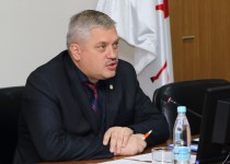 «Уже в эту зиму 25% дорог будет обрабатываться противогололедными реагентами», — Александр Котельников