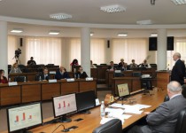 Профильная комиссия запросила у мэрии подробную статистику по жалобам нижегородцев на пуск тепла