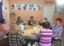 Занятие кружка «Мягкая игрушка» состоялось в ТОС Б. Корнилова