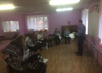 Телефонной грамотности обучались активисты ТОС Б. Корнилова