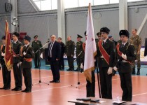 Андрей Дранишников принял участие в церемонии посвящения воспитанников кадетской школы-интерната
