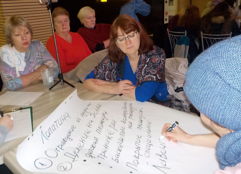 Ольга Балакина приняла участие в общественных слушаниях по вопросам благоустройства микрорайона «Верхние Печеры»