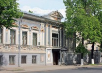 Председатель Думы Нижнего Новгорода Дмитрий Барыкин призвал депутатов и горожан помочь в восстановлении Литературного музея имени Горького