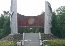 Депутаты городской Думы проверили ход работ по благоустройству автозаводского Парка Славы