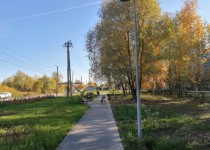 Территория вдоль улицы Болотникова