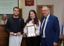 В городской Думе наградили победителей викторины по истории Нижнего Новгорода