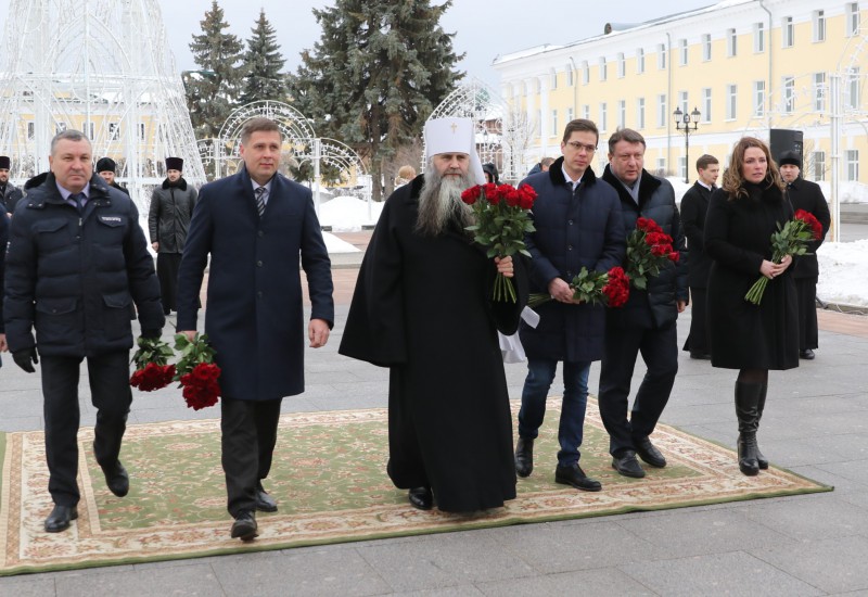 Олег Лавричев почтил память основателя Нижнего Новгорода князя Георгия Всеволодовича