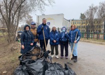 Депутаты городской Думы приняли активное участие в общегородском субботнике
