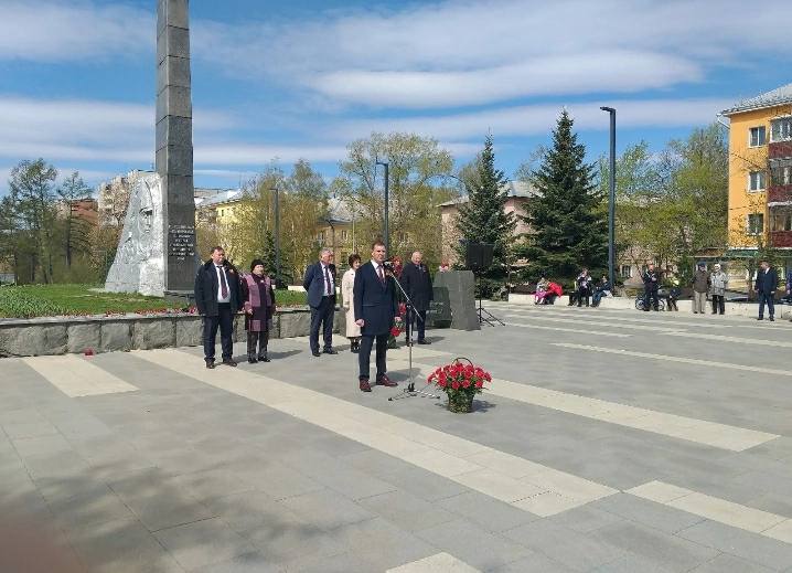 Станислав Прокопович принял участие в митинге, посвященном 77-й годовщине Победы