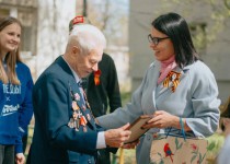 Мария Самоделкина поздравила ветеранов Великой Отечественной войны с Днем Победы