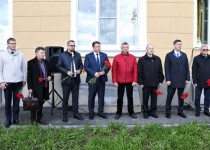 Олег Лавричев принял участие в открытии мемориальной доски Почетному гражданину Нижегородской области Алексею Макиевскому