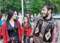 Праздник «Всем двором» прошел на территории ТОС микрорайона Орджоникидзе