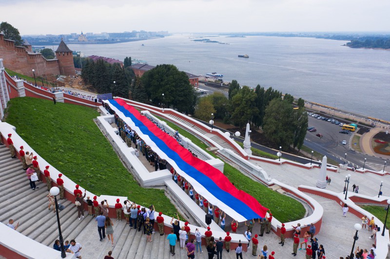 «Наша страна многократно преодолевала трудности, росла, крепла и побеждала», – Олег Лавричев