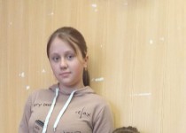 В поселке Парижской Коммуны прошел творческий мастер-класс для детей