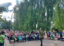 В поселке Мостоотряд состоялось праздничное мероприятие для жителей «Всем двором»