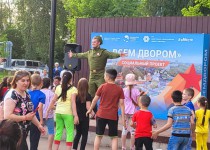 Всем двором в ТОС № 10 «Мончегорский»