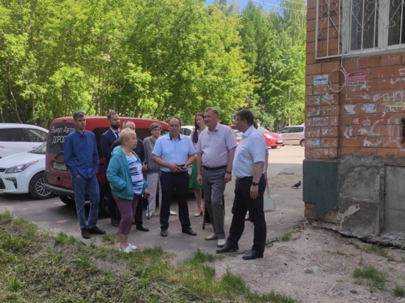 Олег Лавричев провел объезд Советского района  по итогам приема жителей своего избирательного округа