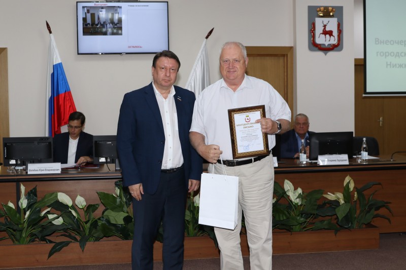 Олег Лавричев поблагодарил промышленников и предпринимателей за гуманитарную помощь жителям Донбасса