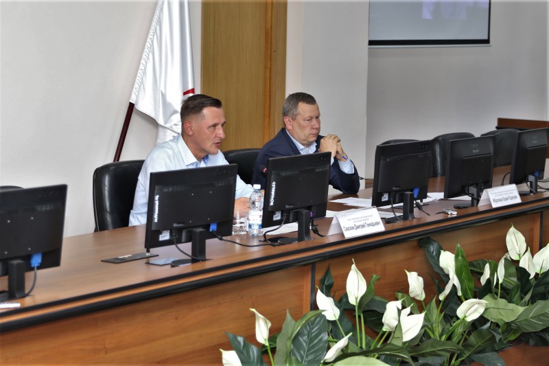 Комиссия по городскому хозяйству рассмотрела вопрос ремонта дворовых территорий в Нижнем Новгороде
