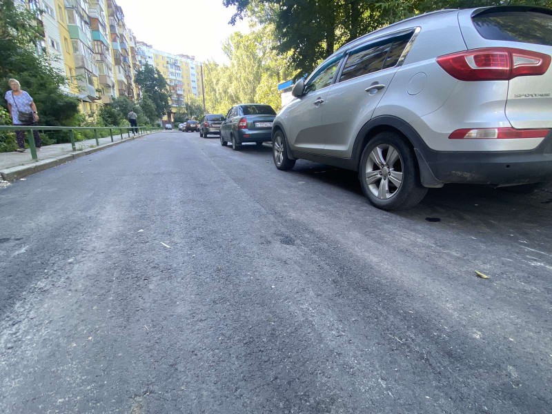 Спортплощадка на улице Адмирала Васюнина