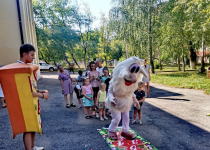 Карим Ибрагимов помог организовать праздник для пациентов городской детской больницы