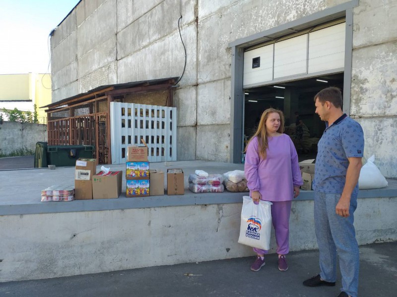 Станислав Прокопович принял участие в сборе гуманитарной помощи жителям ДНР и ЛНР