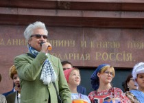 Председатель Общественной палаты Нижнего Новгорода провёл в День знаний экскурсию для нижегородских школьников