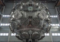 «Атомщики создают уникальную научно-техническую и производственную базу для воплощения в жизнь самых смелых идей и замыслов», – Олег Лавричев