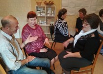 Тренинговые занятия «Быть бабушкой» проходят в ТОС 7 в рамках проекта «Первая 1000 дней», реализуемого совместно с семейным центром «Лада»