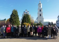 Ольга Балакина организовала поездку в Дивеево для активных жителей округа №28