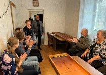 Владимир Поддымников-Гордеев помог обществу инвалидов в проведении районных соревнований по настольным играм