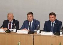 «Инициативы, с которыми вышли депутаты городской Думы, основаны на многочисленных обращениях жителей Нижнего Новгорода», - Олег Лавричев