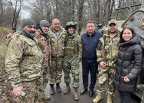 Нижегородская делегация во главе с председателем городской Думы Олегом Лавричевым доставила очередную партию гуманитарной помощи в приграничную зону СВО и ЛНР