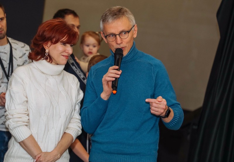 Оксана Дектерева организовала встречу клуба «Команда на колесах» с ХК «Торпедо»