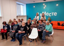 Сотрудники МФЦ проводят уроки компьютерной грамотности для жителей Автозаводского района