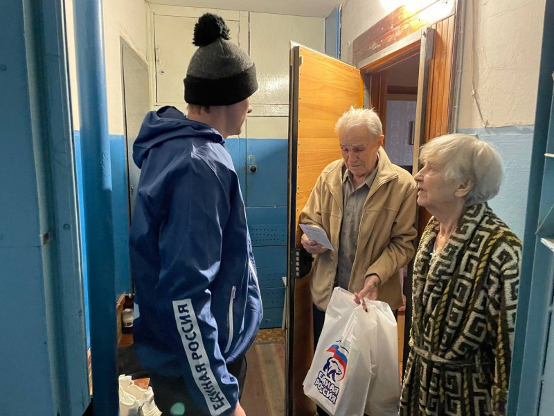 Станислав Прокопович поддержал акцию «С Новым годом, ветеран!»